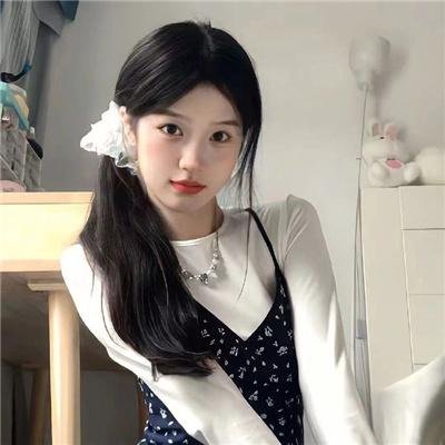 女性集中营